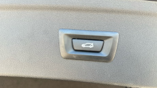 BMW iX 300kW xDrive45 M Sport 101kWh 5dr Auto Electric Estate